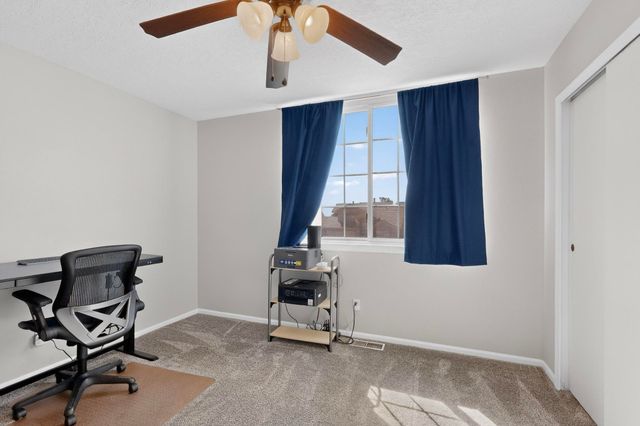 8448 Manuel Cia Place NE, Albuquerque, NM 87122