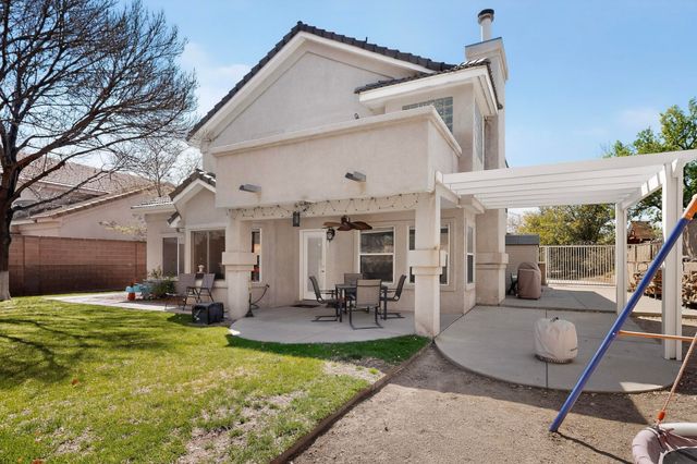 8448 Manuel Cia Place NE, Albuquerque, NM 87122