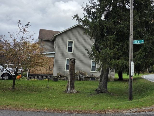 25034 STATE HWY 99, Cambridge Springs, PA 16403