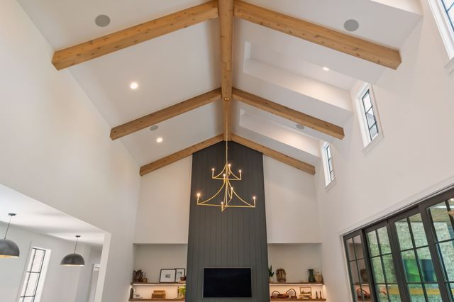 8190 Heirloom Blvd, College Grove, TN 37046