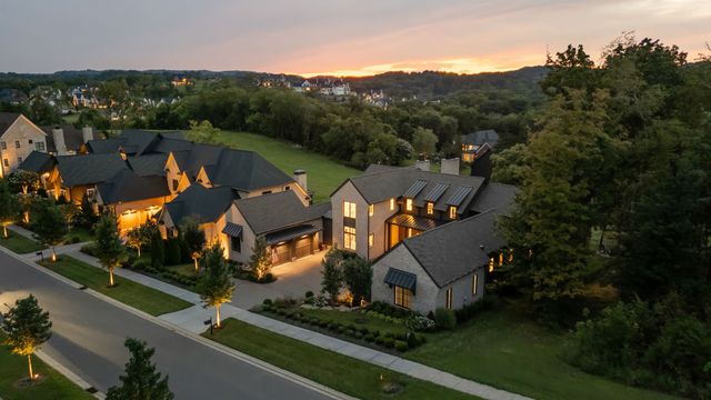 8190 Heirloom Blvd, College Grove, TN 37046