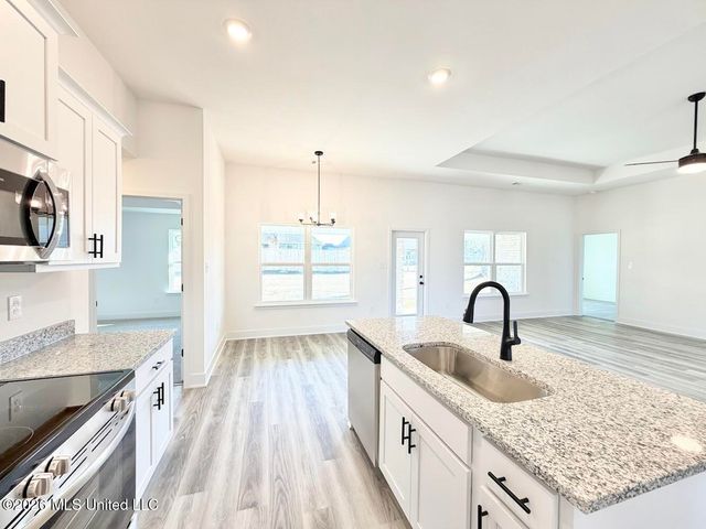 14859 Fritz Circle, Gulfport, MS 39503