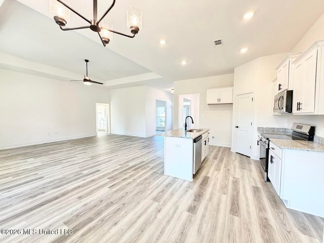 14859 Fritz Circle, Gulfport, MS 39503