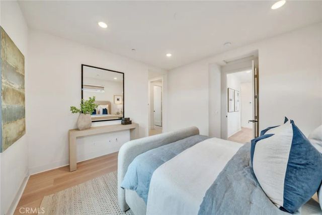 16158 Veterans Way, Tustin, CA 92782