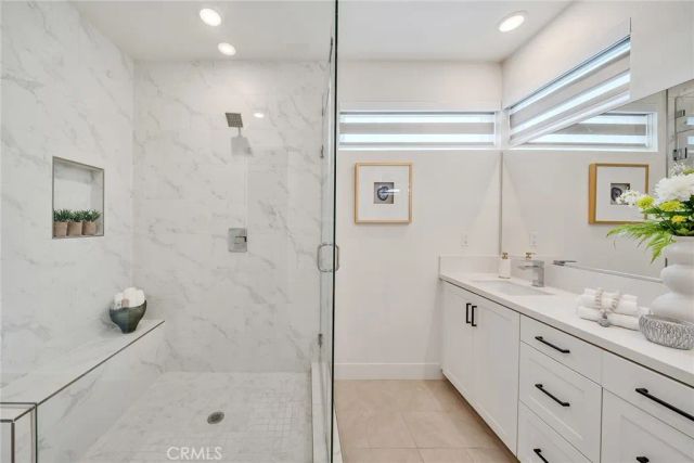 16158 Veterans Way, Tustin, CA 92782