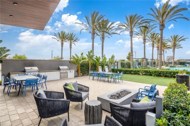 16158 Veterans Way, Tustin, CA 92782