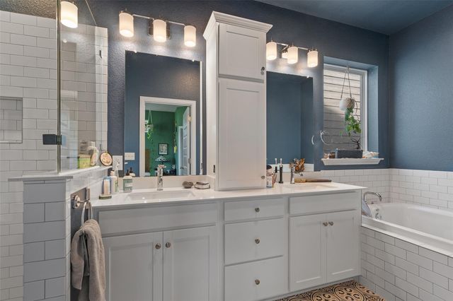 13607 Terrett TRCE 110, Austin, TX 78717