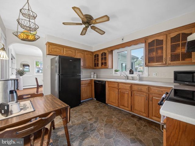 3400 PRUSS HILL RD, Pottstown, PA 19464