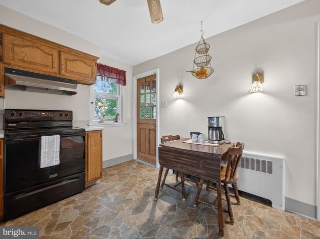 3400 PRUSS HILL RD, Pottstown, PA 19464