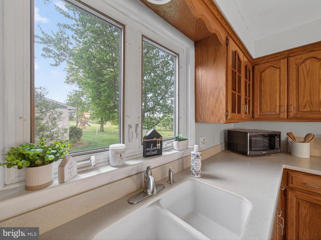 3400 PRUSS HILL RD, Pottstown, PA 19464