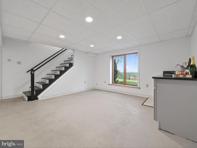 3400 PRUSS HILL RD, Pottstown, PA 19464