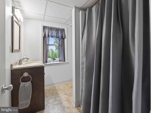 3400 PRUSS HILL RD, Pottstown, PA 19464