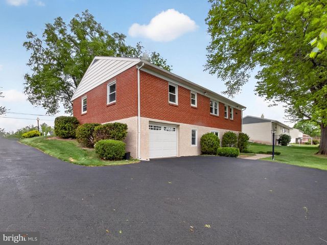 3400 PRUSS HILL RD, Pottstown, PA 19464