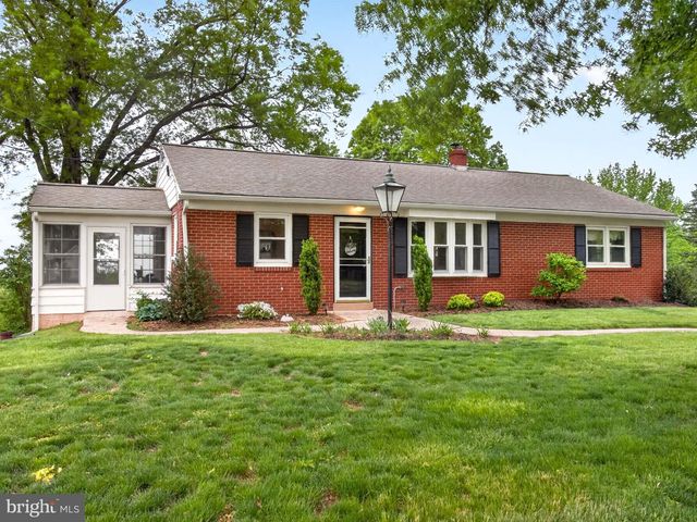3400 PRUSS HILL RD, Pottstown, PA 19464