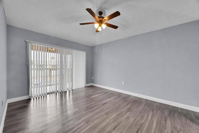 3679 NW Mediterranean Lane 301, Jensen Beach, FL 34957