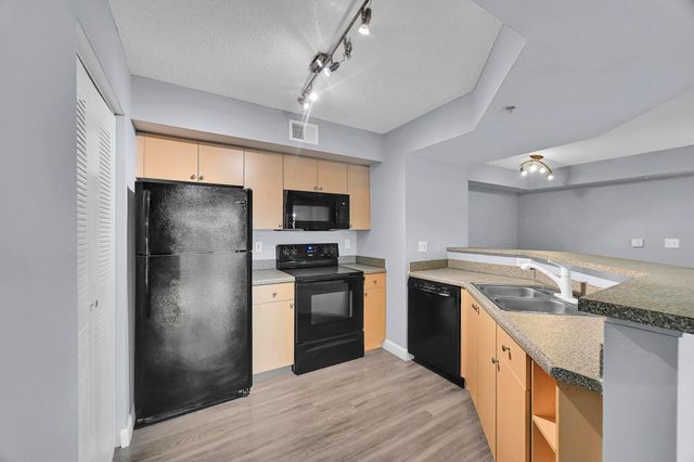3679 NW Mediterranean Lane 301, Jensen Beach, FL 34957
