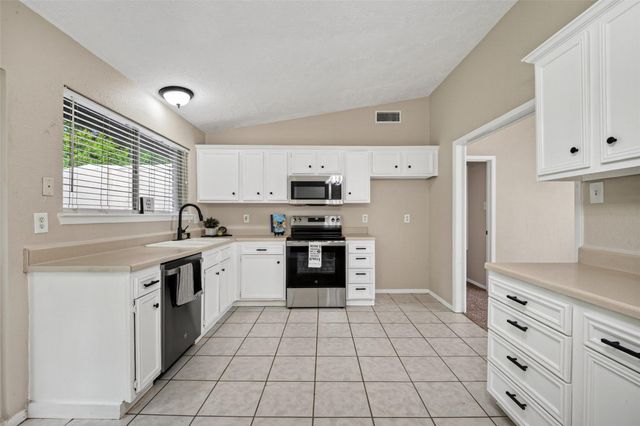 16615 Barcelona Drive, Friendswood, TX 77546