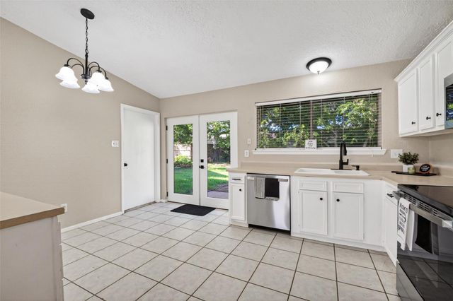 16615 Barcelona Drive, Friendswood, TX 77546