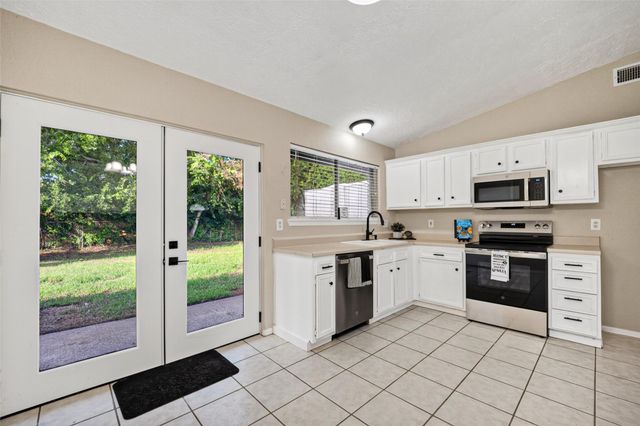16615 Barcelona Drive, Friendswood, TX 77546