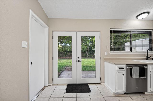 16615 Barcelona Drive, Friendswood, TX 77546