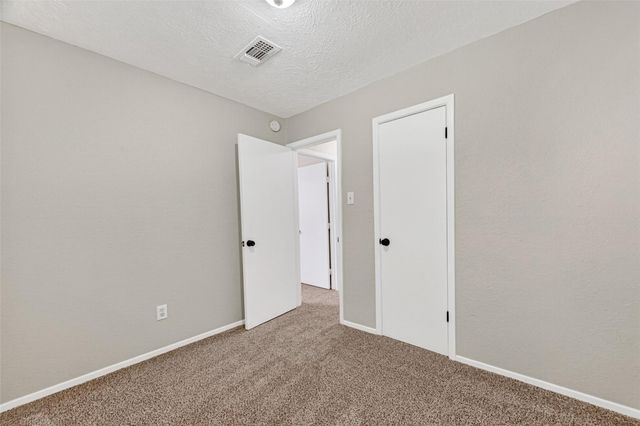 16615 Barcelona Drive, Friendswood, TX 77546