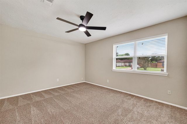 16615 Barcelona Drive, Friendswood, TX 77546