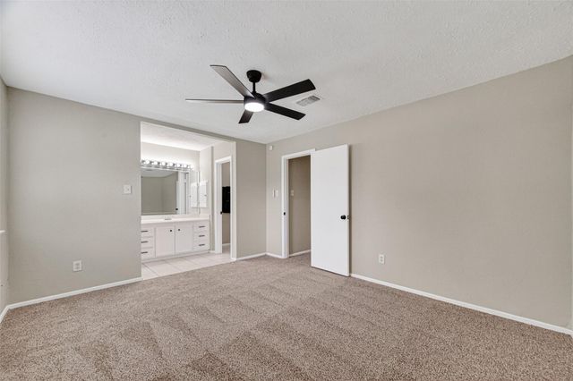 16615 Barcelona Drive, Friendswood, TX 77546
