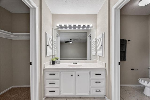 16615 Barcelona Drive, Friendswood, TX 77546