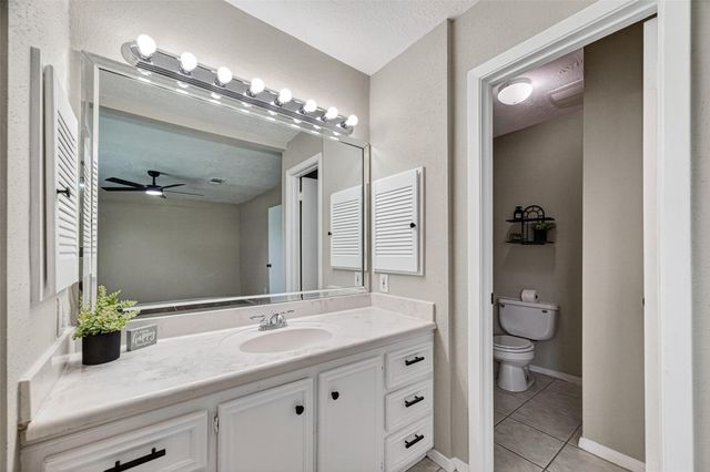 16615 Barcelona Drive, Friendswood, TX 77546