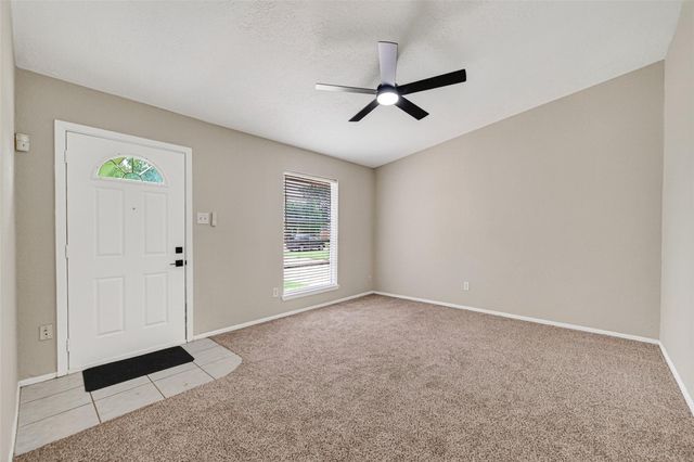16615 Barcelona Drive, Friendswood, TX 77546