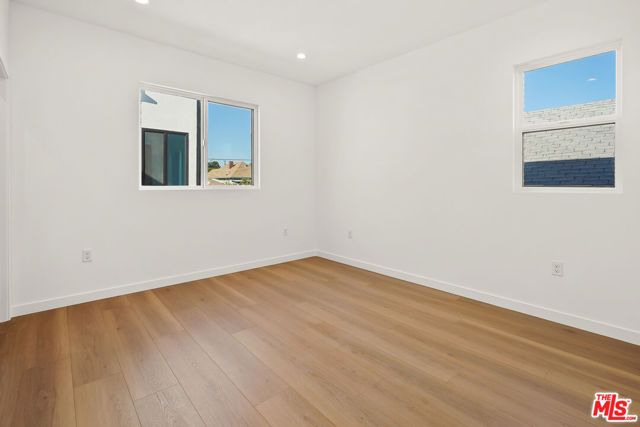 1731 S New Hampshire Avenue, Los Angeles, CA 90006