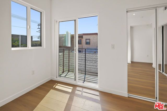 1731 S New Hampshire Avenue, Los Angeles, CA 90006