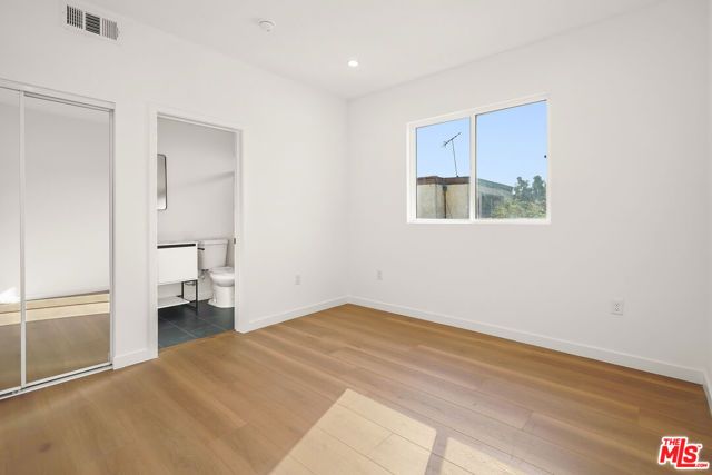 1731 S New Hampshire Avenue, Los Angeles, CA 90006