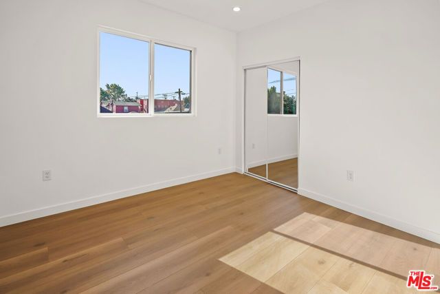 1731 S New Hampshire Avenue, Los Angeles, CA 90006