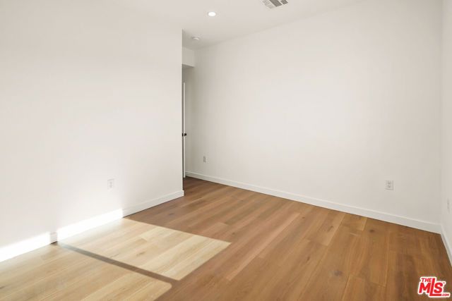 1731 S New Hampshire Avenue, Los Angeles, CA 90006