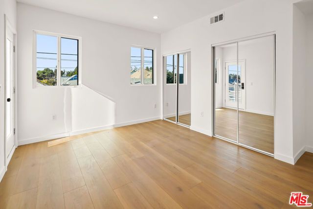 1731 S New Hampshire Avenue, Los Angeles, CA 90006