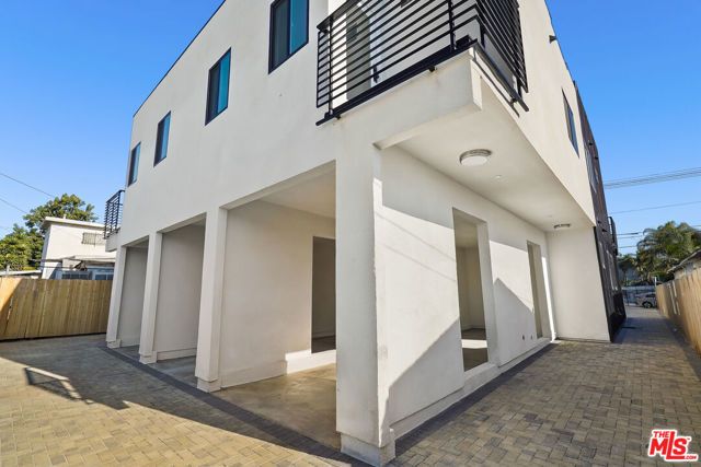 1731 S New Hampshire Avenue, Los Angeles, CA 90006