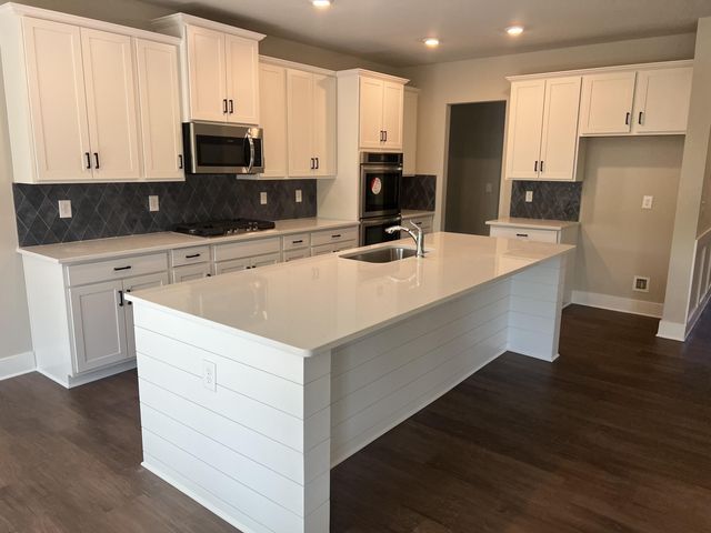 1608 Firelight Way 51, Ooltewah, TN 37363