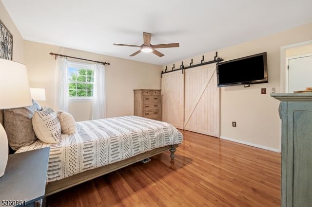 39 Fox Chase Run, Hillsborough Twp., NJ 08844