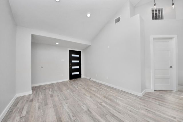 6201 Batterson Street, Houston, TX 77026