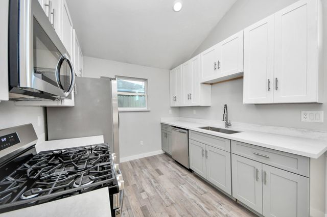 6201 Batterson Street, Houston, TX 77026