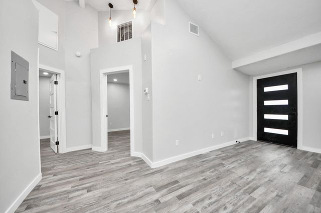 6201 Batterson Street, Houston, TX 77026