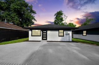 6201 Batterson Street, Houston, TX 77026