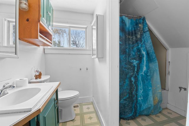 58 Sidetrack Road, Conway, NH 03860