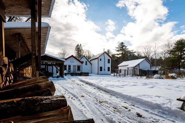 58 Sidetrack Road, Conway, NH 03860