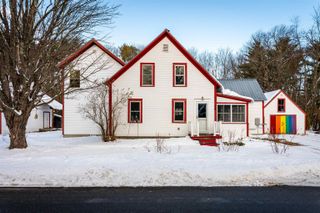 58 Sidetrack Road, Conway, NH 03860