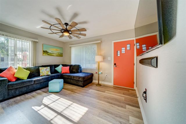 10802 MOHAWK ROAD, St Petersburg, FL 33708