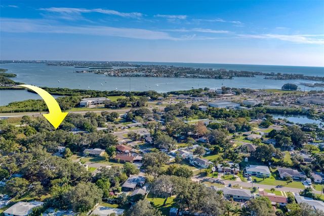 10802 MOHAWK ROAD, St Petersburg, FL 33708