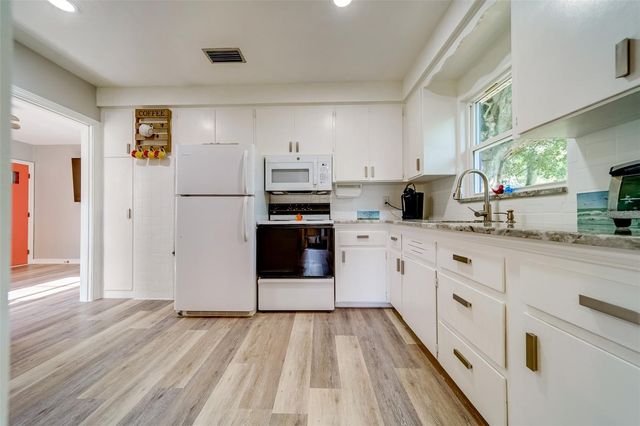 10802 MOHAWK ROAD, St Petersburg, FL 33708