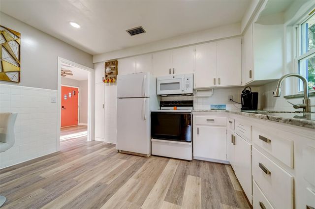 10802 MOHAWK ROAD, St Petersburg, FL 33708